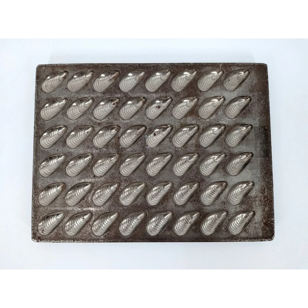 Vintage Vormenfabriek Tilburg Holland Mussel Shell Chocolate Mold 48 Cavity